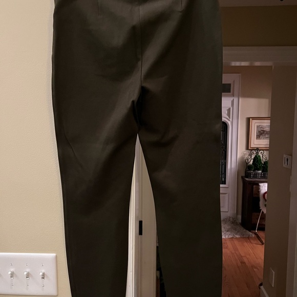 NWT Talbots skinny ankle olive green pants. Size 6 - Picture 2 of 5